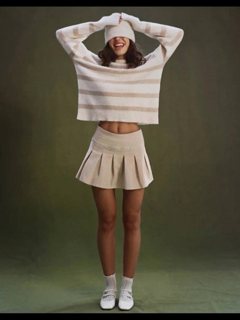 American Eagle Outfitters Beige Pleated Mini Skirt